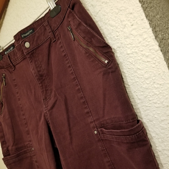Lee Modern Series Straight Fit Khaki Pants - Picture 2 of 8